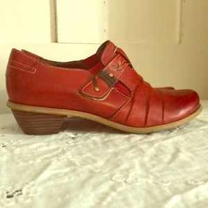 COPY - Women's L'Artiste by Spring Step Shoes